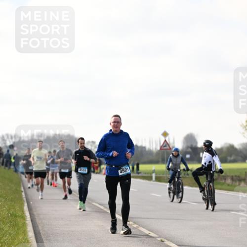 12.04.2026 - 45. Internationalen Wilhelmsburger Insellauf Dr. Thomas Lammeyer http://msf.ph/oto/9441959 12.04.2026 10:09:54 Laufen 4555, 4521 meine-sportfotos.de