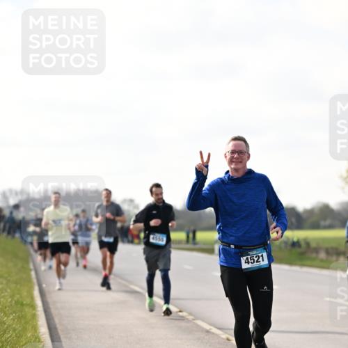 12.04.2026 - 45. Internationalen Wilhelmsburger Insellauf Dr. Thomas Lammeyer http://msf.ph/oto/9441970 12.04.2026 10:09:56 Laufen 4521 meine-sportfotos.de