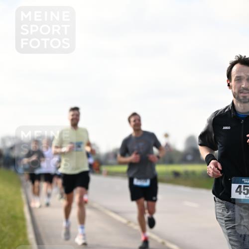 12.04.2026 - 45. Internationalen Wilhelmsburger Insellauf Dr. Thomas Lammeyer http://msf.ph/oto/9441988 12.04.2026 10:10:00 Laufen 45 meine-sportfotos.de
