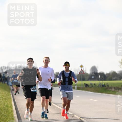 12.04.2026 - 45. Internationalen Wilhelmsburger Insellauf Dr. Thomas Lammeyer http://msf.ph/oto/9442010 12.04.2026 10:10:05 Laufen 5238 meine-sportfotos.de