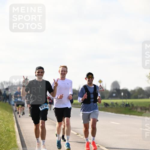 12.04.2026 - 45. Internationalen Wilhelmsburger Insellauf Dr. Thomas Lammeyer http://msf.ph/oto/9442013 12.04.2026 10:10:05 Laufen 5238 meine-sportfotos.de