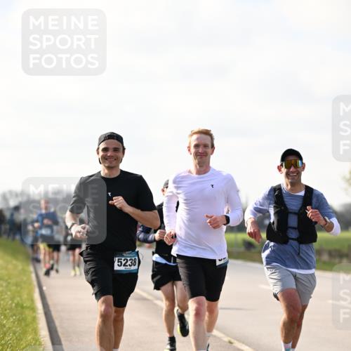 12.04.2026 - 45. Internationalen Wilhelmsburger Insellauf Dr. Thomas Lammeyer http://msf.ph/oto/9442019 12.04.2026 10:10:06 Laufen 5238 meine-sportfotos.de