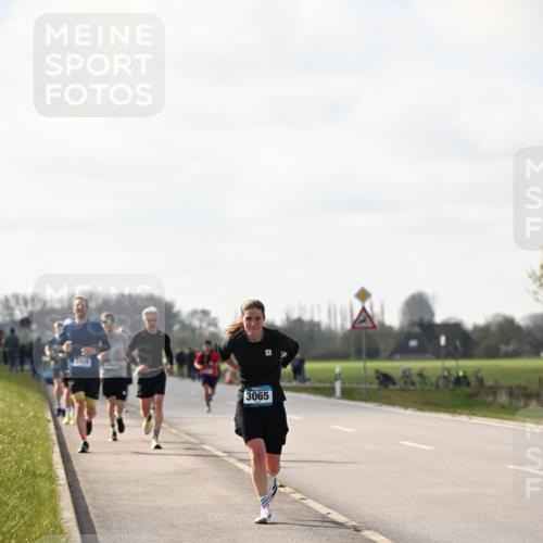 12.04.2026 - 45. Internationalen Wilhelmsburger Insellauf Dr. Thomas Lammeyer http://msf.ph/oto/9442033 12.04.2026 10:10:09 Laufen 2459, 3065 meine-sportfotos.de