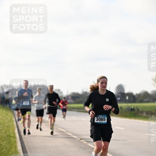 12.04.2026 - 45. Internationalen Wilhelmsburger Insellauf Dr. Thomas Lammeyer http://msf.ph/oto/9442046 12.04.2026 10:10:11 Laufen 3065 meine-sportfotos.de