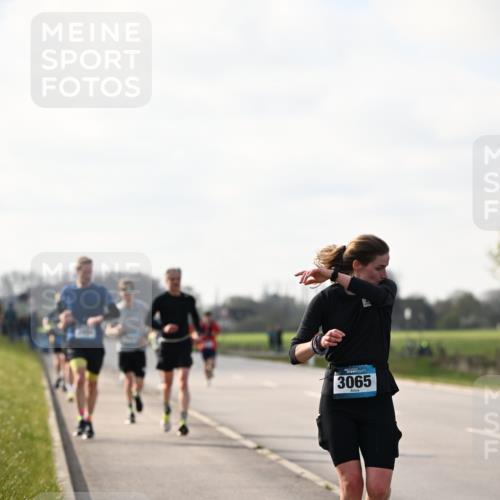 12.04.2026 - 45. Internationalen Wilhelmsburger Insellauf Dr. Thomas Lammeyer http://msf.ph/oto/9442048 12.04.2026 10:10:11 Laufen 3065 meine-sportfotos.de