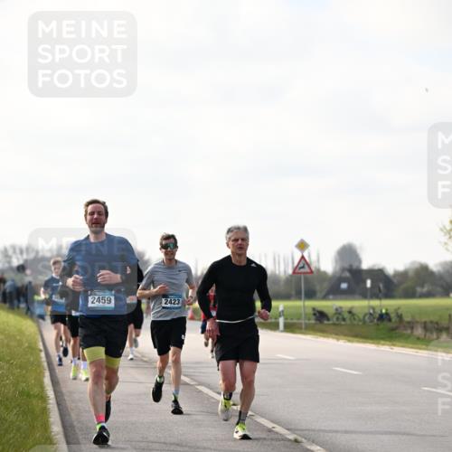 12.04.2026 - 45. Internationalen Wilhelmsburger Insellauf Dr. Thomas Lammeyer http://msf.ph/oto/9442054 12.04.2026 10:10:14 Laufen 2459, 2423 meine-sportfotos.de