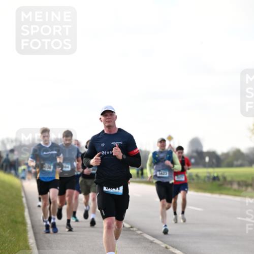 12.04.2026 - 45. Internationalen Wilhelmsburger Insellauf Dr. Thomas Lammeyer http://msf.ph/oto/9442074 12.04.2026 10:10:19 Laufen 8841, 1423 meine-sportfotos.de