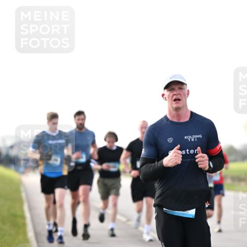 12.04.2026 - 45. Internationalen Wilhelmsburger Insellauf Dr. Thomas Lammeyer http://msf.ph/oto/9442083 12.04.2026 10:10:20 Laufen  meine-sportfotos.de
