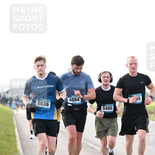 12.04.2026 - 45. Internationalen Wilhelmsburger Insellauf Dr. Thomas Lammeyer http://msf.ph/oto/9442092 12.04.2026 10:10:22 Laufen 5036, 4884, 5480, 35 meine-sportfotos.de