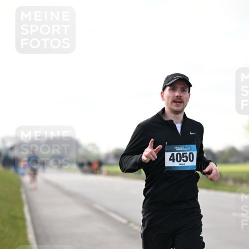 12.04.2026 - 45. Internationalen Wilhelmsburger Insellauf Dr. Thomas Lammeyer http://msf.ph/oto/9442111 12.04.2026 10:10:27 Laufen 4050 meine-sportfotos.de