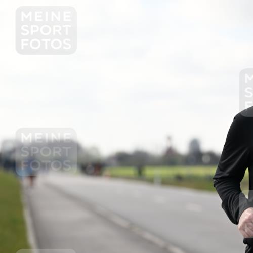 12.04.2026 - 45. Internationalen Wilhelmsburger Insellauf Dr. Thomas Lammeyer http://msf.ph/oto/9442117 12.04.2026 10:10:28 Laufen  meine-sportfotos.de