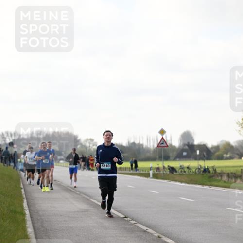 12.04.2026 - 45. Internationalen Wilhelmsburger Insellauf Dr. Thomas Lammeyer http://msf.ph/oto/9442146 12.04.2026 10:10:46 Laufen 5710 meine-sportfotos.de