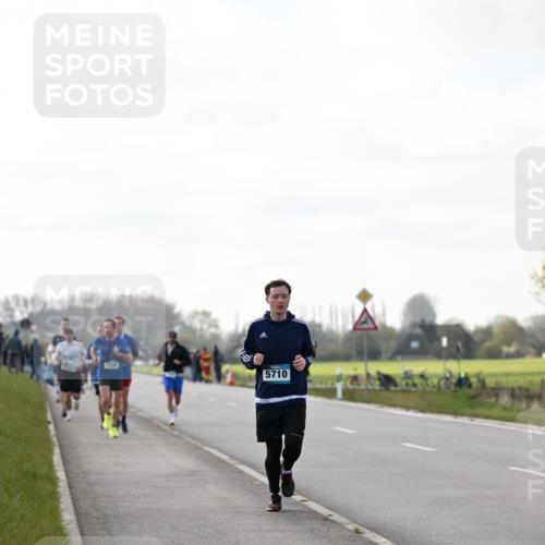 12.04.2026 - 45. Internationalen Wilhelmsburger Insellauf Dr. Thomas Lammeyer http://msf.ph/oto/9442152 12.04.2026 10:10:47 Laufen 5710 meine-sportfotos.de