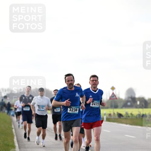 12.04.2026 - 45. Internationalen Wilhelmsburger Insellauf Dr. Thomas Lammeyer http://msf.ph/oto/9442179 12.04.2026 10:10:54 Laufen 4679, 3731, 3238, 2472 meine-sportfotos.de