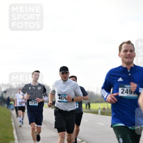 12.04.2026 - 45. Internationalen Wilhelmsburger Insellauf Dr. Thomas Lammeyer http://msf.ph/oto/9442199 12.04.2026 10:10:57 Laufen 3731, 4679, 249 meine-sportfotos.de