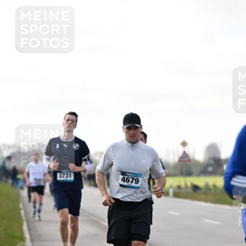 12.04.2026 - 45. Internationalen Wilhelmsburger Insellauf Dr. Thomas Lammeyer http://msf.ph/oto/9442203 12.04.2026 10:10:58 Laufen 3731, 4679 meine-sportfotos.de