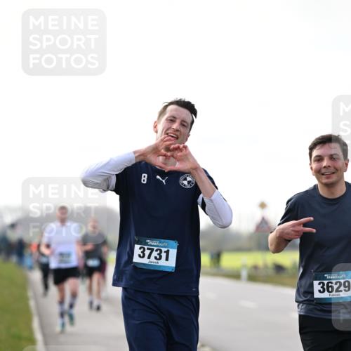 12.04.2026 - 45. Internationalen Wilhelmsburger Insellauf Dr. Thomas Lammeyer http://msf.ph/oto/9442217 12.04.2026 10:11:00 Laufen 8, 45, 3731, 3629 meine-sportfotos.de