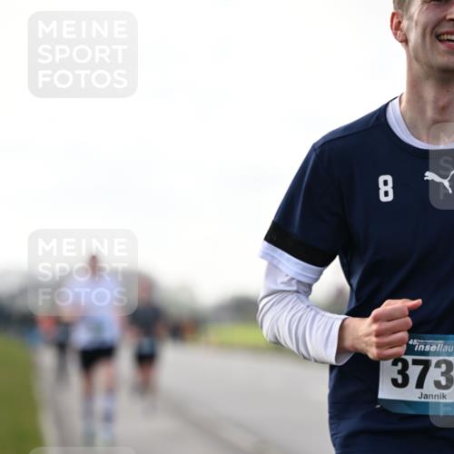 12.04.2026 - 45. Internationalen Wilhelmsburger Insellauf Dr. Thomas Lammeyer http://msf.ph/oto/9442228 12.04.2026 10:11:02 Laufen 8, 45, 373 meine-sportfotos.de