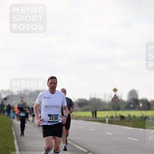 12.04.2026 - 45. Internationalen Wilhelmsburger Insellauf Dr. Thomas Lammeyer http://msf.ph/oto/9442237 12.04.2026 10:11:04 Laufen 3230 meine-sportfotos.de