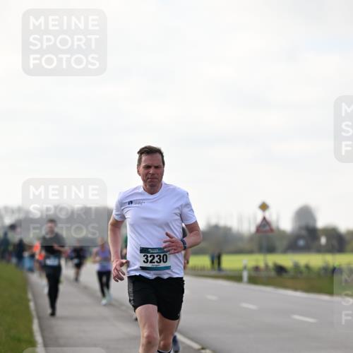 12.04.2026 - 45. Internationalen Wilhelmsburger Insellauf Dr. Thomas Lammeyer http://msf.ph/oto/9442242 12.04.2026 10:11:05 Laufen 3230 meine-sportfotos.de