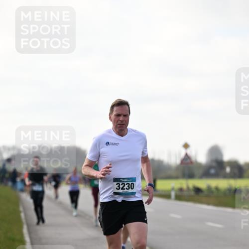 12.04.2026 - 45. Internationalen Wilhelmsburger Insellauf Dr. Thomas Lammeyer http://msf.ph/oto/9442244 12.04.2026 10:11:05 Laufen 3230 meine-sportfotos.de