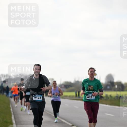 12.04.2026 - 45. Internationalen Wilhelmsburger Insellauf Dr. Thomas Lammeyer http://msf.ph/oto/9442279 12.04.2026 10:11:10 Laufen 2123, 4467 meine-sportfotos.de