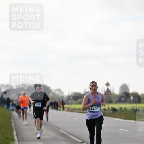 12.04.2026 - 45. Internationalen Wilhelmsburger Insellauf Dr. Thomas Lammeyer http://msf.ph/oto/9442296 12.04.2026 10:11:13 Laufen 2115, 4439 meine-sportfotos.de