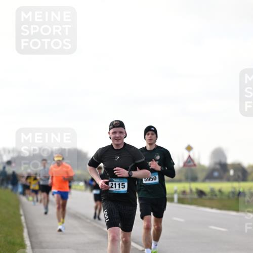 12.04.2026 - 45. Internationalen Wilhelmsburger Insellauf Dr. Thomas Lammeyer http://msf.ph/oto/9442313 12.04.2026 10:11:17 Laufen 5950, 2115 meine-sportfotos.de