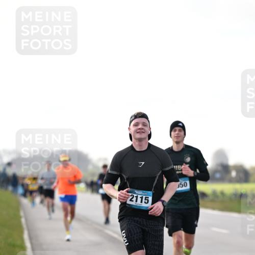 12.04.2026 - 45. Internationalen Wilhelmsburger Insellauf Dr. Thomas Lammeyer http://msf.ph/oto/9442318 12.04.2026 10:11:18 Laufen 2115, 50 meine-sportfotos.de