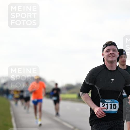 12.04.2026 - 45. Internationalen Wilhelmsburger Insellauf Dr. Thomas Lammeyer http://msf.ph/oto/9442326 12.04.2026 10:11:19 Laufen 2115 meine-sportfotos.de