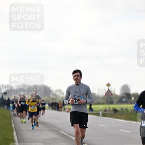 12.04.2026 - 45. Internationalen Wilhelmsburger Insellauf Dr. Thomas Lammeyer http://msf.ph/oto/9442337 12.04.2026 10:11:26 Laufen 54 meine-sportfotos.de