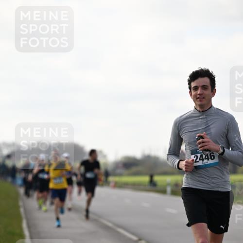 12.04.2026 - 45. Internationalen Wilhelmsburger Insellauf Dr. Thomas Lammeyer http://msf.ph/oto/9442352 12.04.2026 10:11:29 Laufen 2446 meine-sportfotos.de