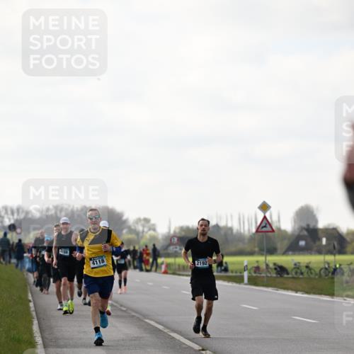 12.04.2026 - 45. Internationalen Wilhelmsburger Insellauf Dr. Thomas Lammeyer http://msf.ph/oto/9442360 12.04.2026 10:11:30 Laufen 4108, 4118, 2192 meine-sportfotos.de