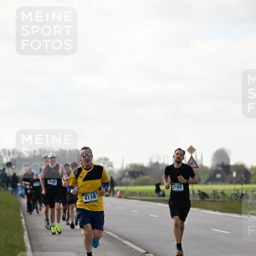 12.04.2026 - 45. Internationalen Wilhelmsburger Insellauf Dr. Thomas Lammeyer http://msf.ph/oto/9442369 12.04.2026 10:11:32 Laufen 4108, 4118, 2192 meine-sportfotos.de