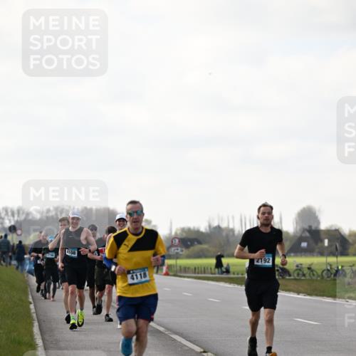 12.04.2026 - 45. Internationalen Wilhelmsburger Insellauf Dr. Thomas Lammeyer http://msf.ph/oto/9442372 12.04.2026 10:11:32 Laufen 4108, 2192, 4118 meine-sportfotos.de
