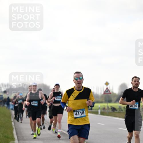 12.04.2026 - 45. Internationalen Wilhelmsburger Insellauf Dr. Thomas Lammeyer http://msf.ph/oto/9442383 12.04.2026 10:11:33 Laufen 4108, 4109, 4118, 192 meine-sportfotos.de