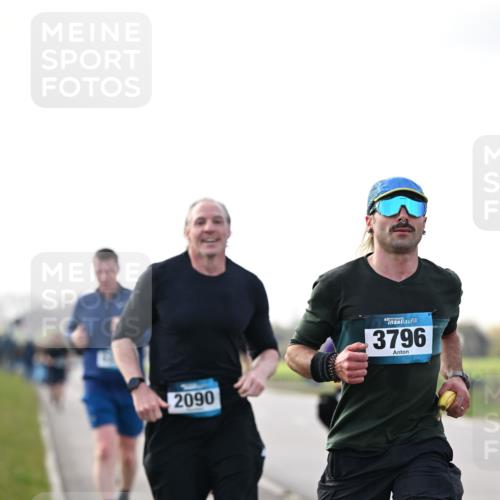 12.04.2026 - 45. Internationalen Wilhelmsburger Insellauf Dr. Thomas Lammeyer http://msf.ph/oto/9442446 12.04.2026 10:11:44 Laufen 2090, 3796 meine-sportfotos.de