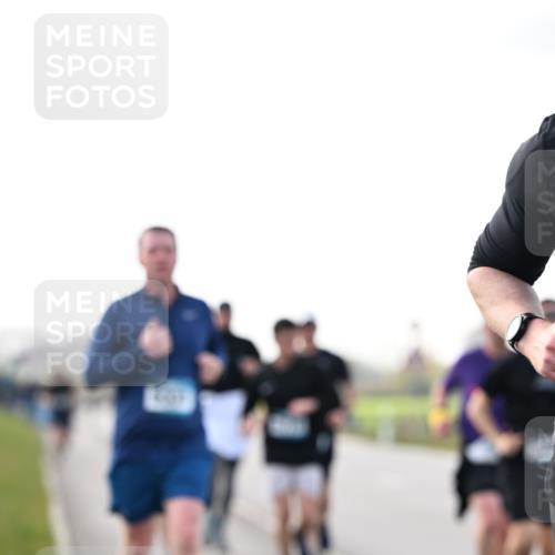 12.04.2026 - 45. Internationalen Wilhelmsburger Insellauf Dr. Thomas Lammeyer http://msf.ph/oto/9442457 12.04.2026 10:11:46 Laufen  meine-sportfotos.de