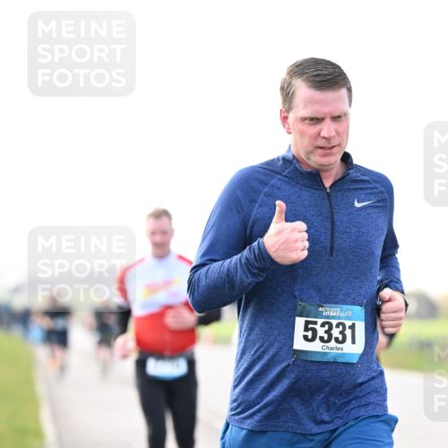 12.04.2026 - 45. Internationalen Wilhelmsburger Insellauf Dr. Thomas Lammeyer http://msf.ph/oto/9442469 12.04.2026 10:11:48 Laufen 5331 meine-sportfotos.de