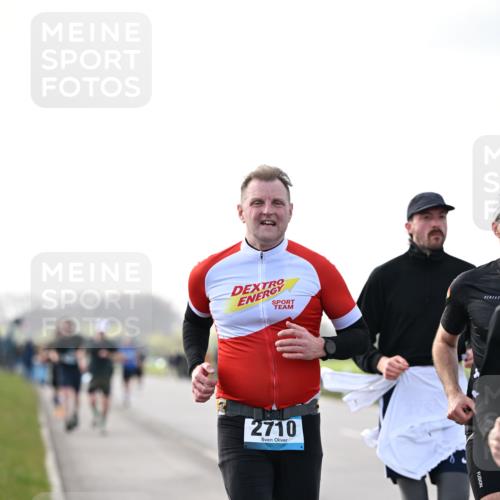 12.04.2026 - 45. Internationalen Wilhelmsburger Insellauf Dr. Thomas Lammeyer http://msf.ph/oto/9442476 12.04.2026 10:11:49 Laufen 2710 meine-sportfotos.de