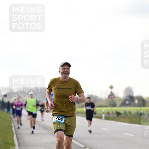12.04.2026 - 45. Internationalen Wilhelmsburger Insellauf Dr. Thomas Lammeyer http://msf.ph/oto/9442499 12.04.2026 10:12:06 Laufen 5706 meine-sportfotos.de
