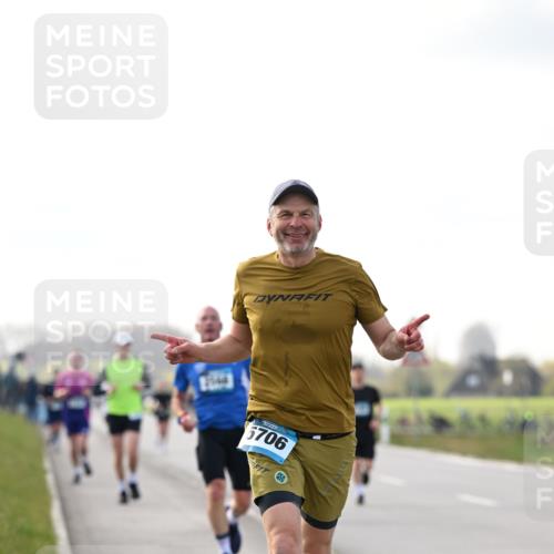 12.04.2026 - 45. Internationalen Wilhelmsburger Insellauf Dr. Thomas Lammeyer http://msf.ph/oto/9442505 12.04.2026 10:12:07 Laufen 5706 meine-sportfotos.de