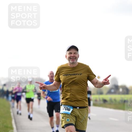 12.04.2026 - 45. Internationalen Wilhelmsburger Insellauf Dr. Thomas Lammeyer http://msf.ph/oto/9442506 12.04.2026 10:12:07 Laufen 6706 meine-sportfotos.de