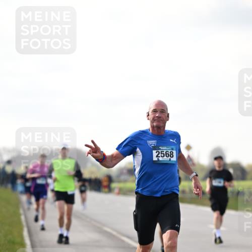 12.04.2026 - 45. Internationalen Wilhelmsburger Insellauf Dr. Thomas Lammeyer http://msf.ph/oto/9442516 12.04.2026 10:12:09 Laufen 2568 meine-sportfotos.de