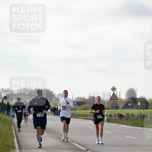 12.04.2026 - 45. Internationalen Wilhelmsburger Insellauf Dr. Thomas Lammeyer http://msf.ph/oto/9442529 12.04.2026 10:12:19 Laufen 2485, 2105, 3084, 351 meine-sportfotos.de