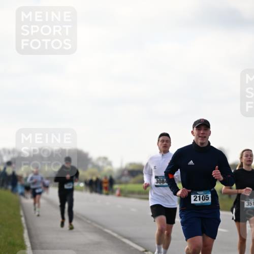 12.04.2026 - 45. Internationalen Wilhelmsburger Insellauf Dr. Thomas Lammeyer http://msf.ph/oto/9442541 12.04.2026 10:12:22 Laufen 3084, 2105, 351 meine-sportfotos.de