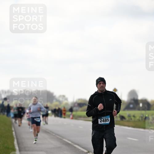 12.04.2026 - 45. Internationalen Wilhelmsburger Insellauf Dr. Thomas Lammeyer http://msf.ph/oto/9442554 12.04.2026 10:12:28 Laufen 2485 meine-sportfotos.de