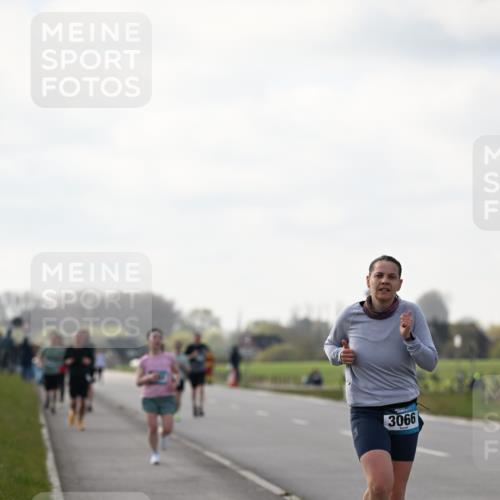 12.04.2026 - 45. Internationalen Wilhelmsburger Insellauf Dr. Thomas Lammeyer http://msf.ph/oto/9442574 12.04.2026 10:12:33 Laufen 3066 meine-sportfotos.de