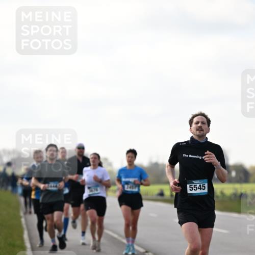 12.04.2026 - 45. Internationalen Wilhelmsburger Insellauf Dr. Thomas Lammeyer http://msf.ph/oto/9442657 12.04.2026 10:12:58 Laufen 5545 meine-sportfotos.de