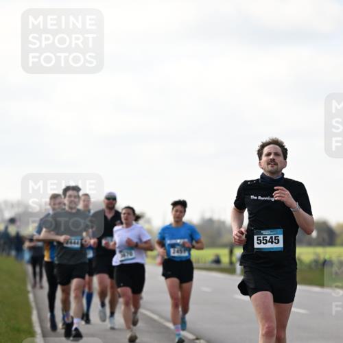 12.04.2026 - 45. Internationalen Wilhelmsburger Insellauf Dr. Thomas Lammeyer http://msf.ph/oto/9442658 12.04.2026 10:12:58 Laufen 245, 5545 meine-sportfotos.de